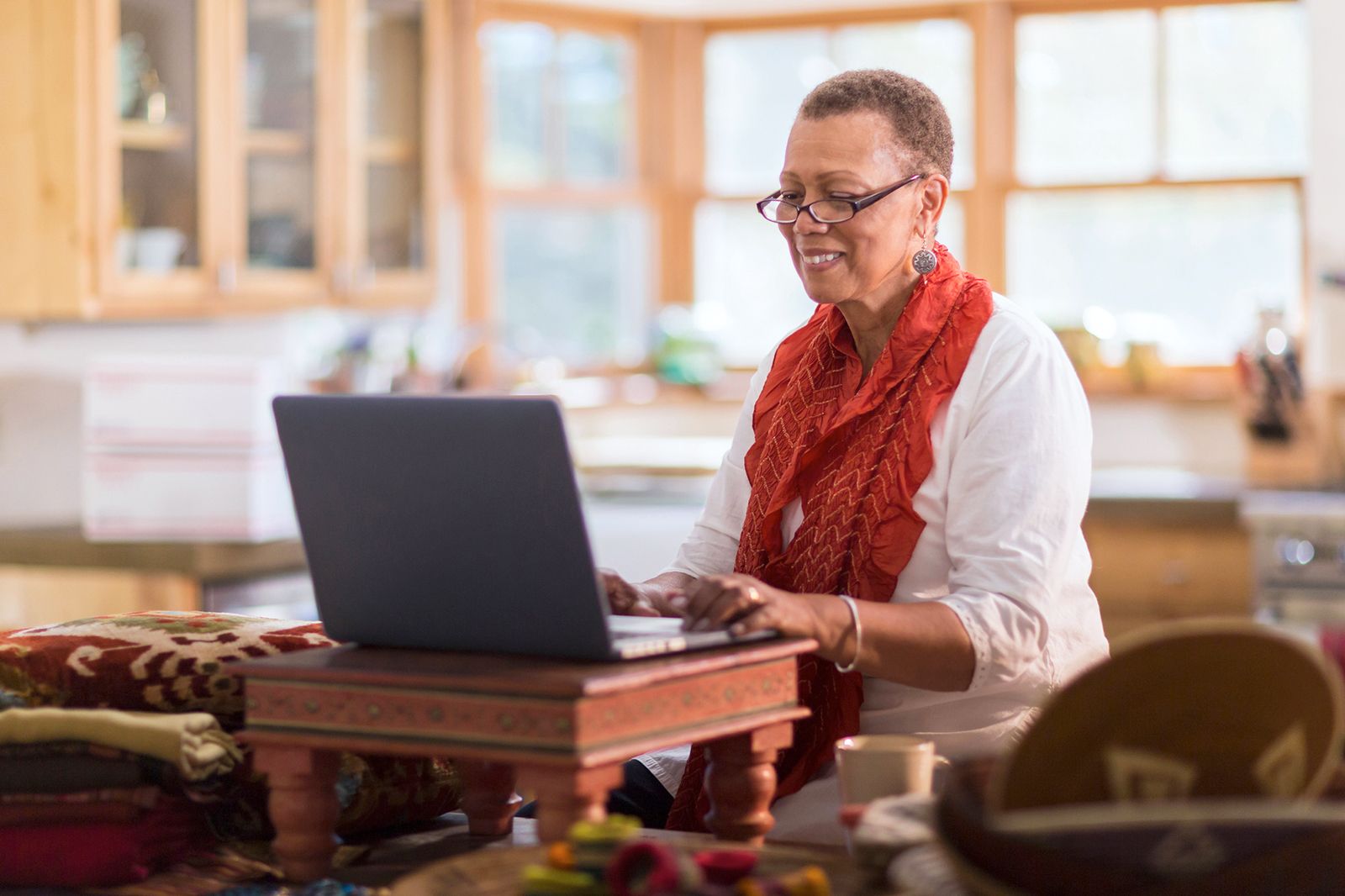 The Best Online Resources and Communities for Seniors