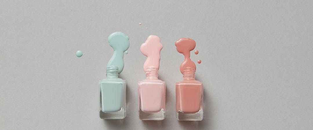 Right Way To Apply Nail Paints