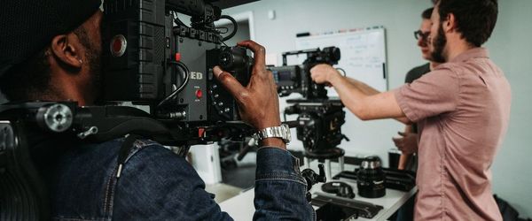 How To Become A Film And Video Editor?
