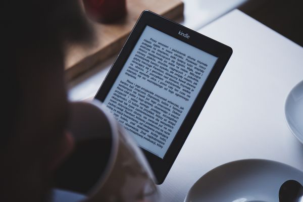 How to Write a Best-Selling Book and Publish It on Amazon Kindle