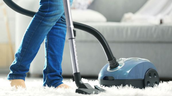 Which Vacuum Cleaner should you invest in?