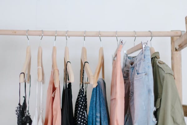 Capsule Wardrobes: The Tech Tools for Fashion Minimalism